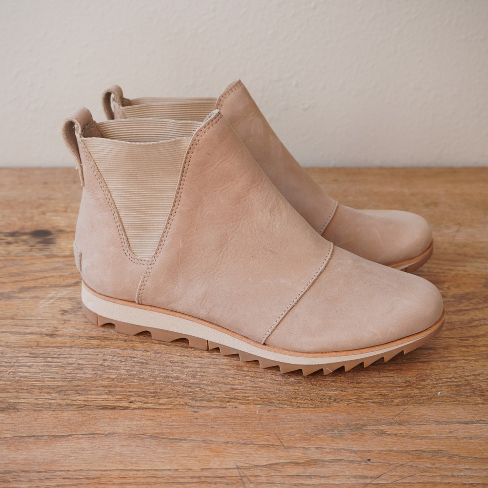 Sorel Women's Size 7.5 Tan Leather Lennox Chelsea Boots Waterproof Ankle Casual